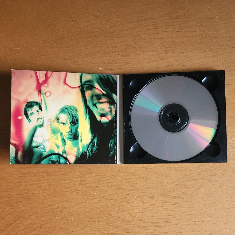 Nirvana "In Utero", "Come As You Are" - 1990s CDs (Lot of 2) - Picture 5 of 9